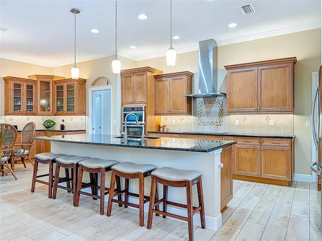 Lot of Space for Friends and Family!