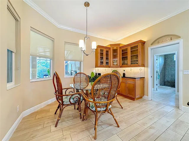 Casual Dining Space.