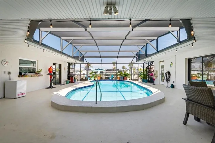 Screened Pool Area