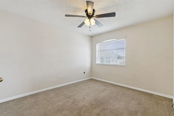 Bedroom 2 (Upstairs)