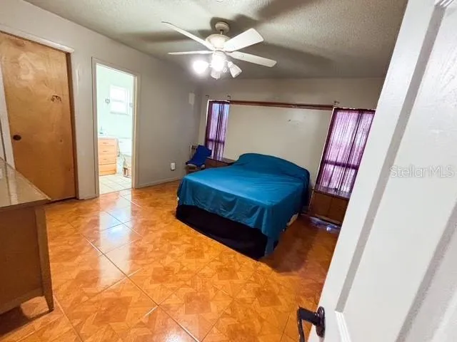 1170