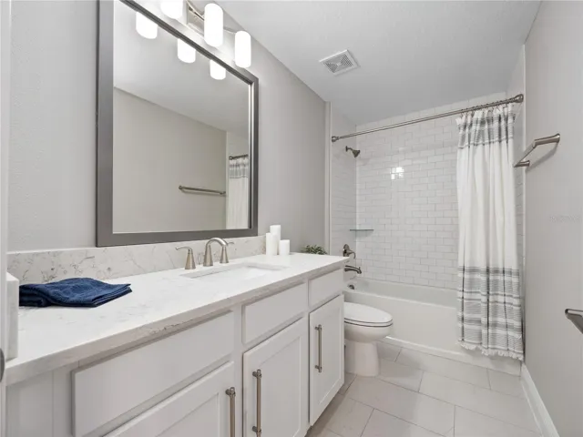 2nd bathroom