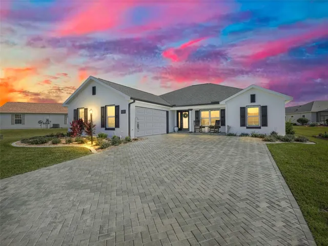 Side Facing 2 Car Garage