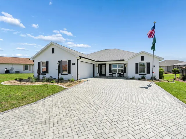 3/2 CBS Upgraded Dogwood w/2 Car Garage