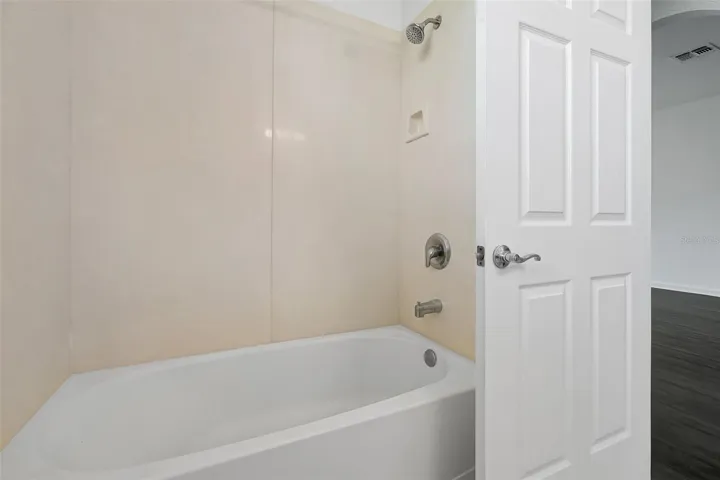 #27: Common Bathroom with Tub