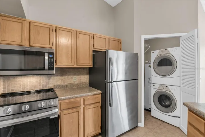 Kitchen & Laundry Closet
