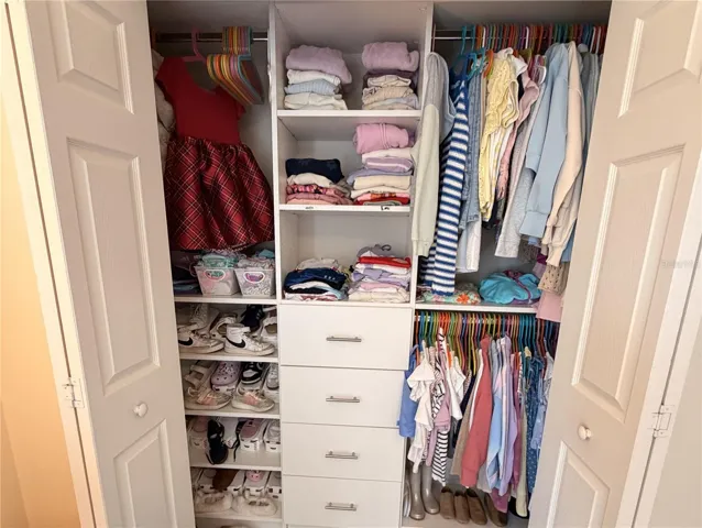 Bedroom 4 closet