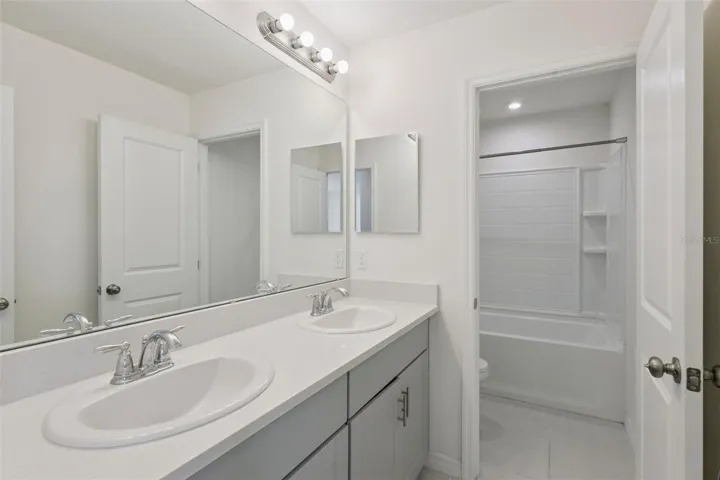 2nd Floor Bathroom