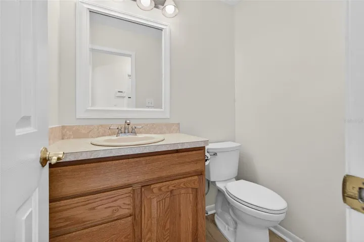 Downstairs Guest 1/2 Bath