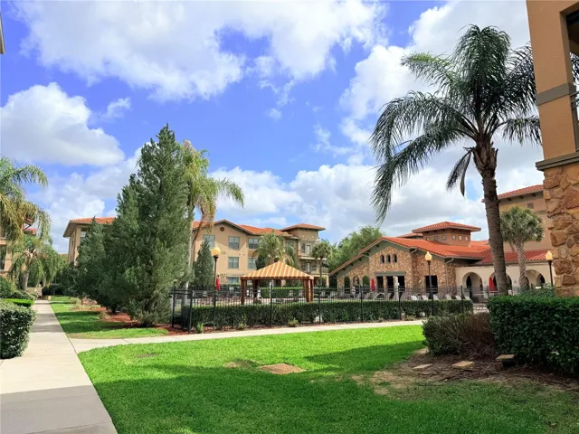 Unit only a few steps away from the Community Pool and Club House
