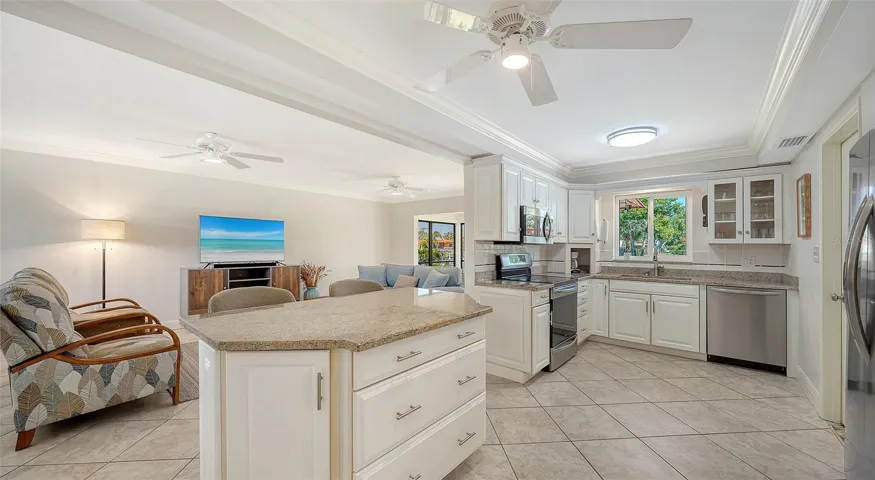 Bright kitchen overlooking the canal