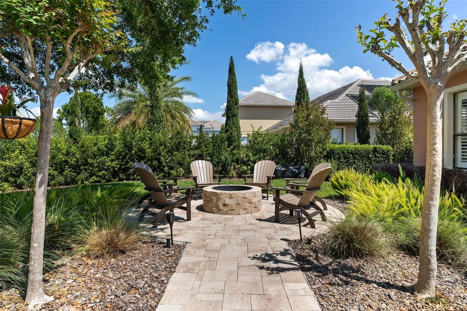 PAVER WALKWAY