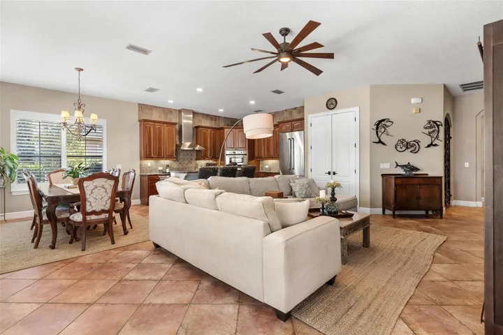 CEREAMIC TILE FLOORS