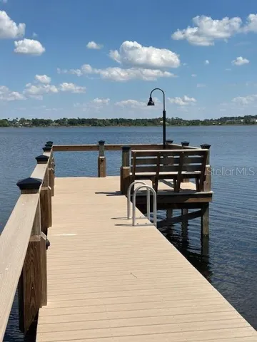 COMMUNITY PIER