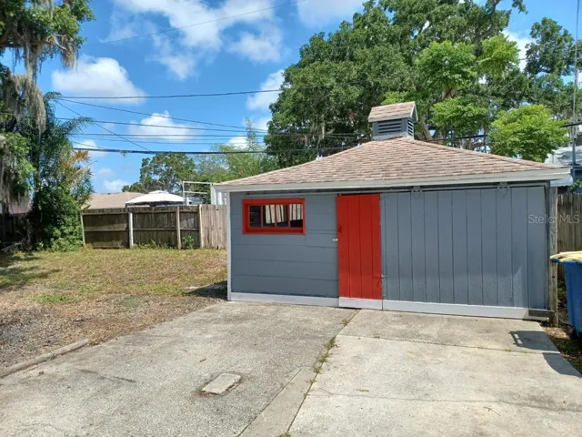1290 Idlewild Dr - Workshop/Shed