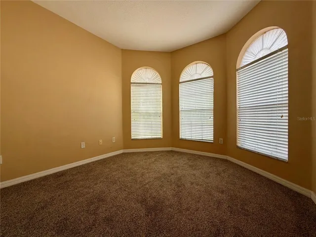 front bedroom 4 new carpet