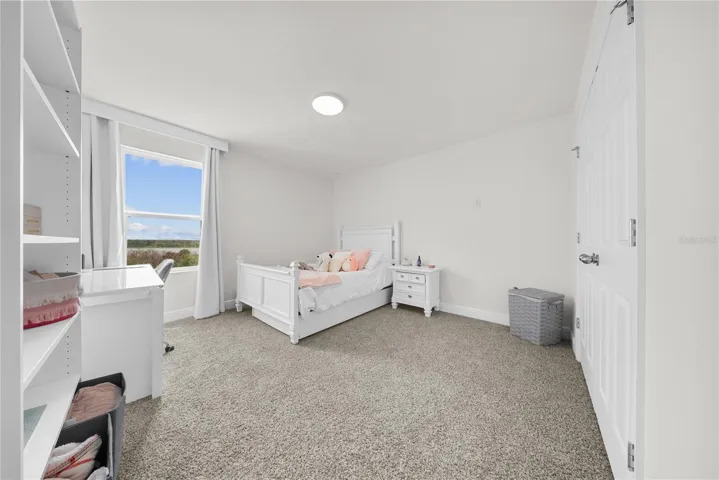 (2 floor) bedroom 1