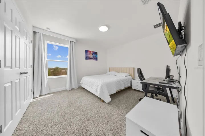 (2 floor) bedroom 2