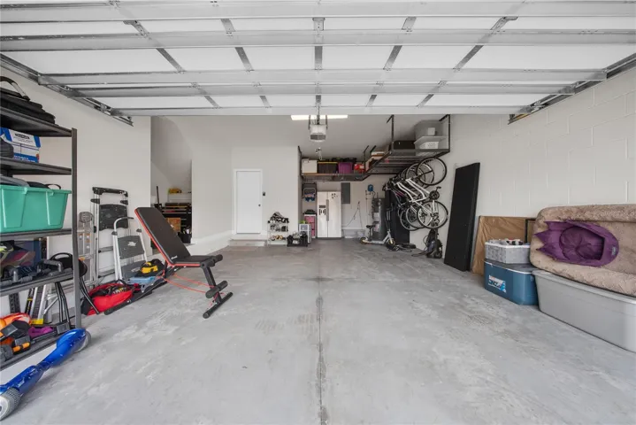 Garage (2 cars)