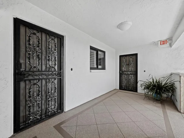 Kitchen entry door