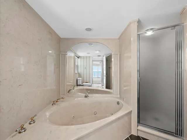 Bedroom 2 ensuite bath