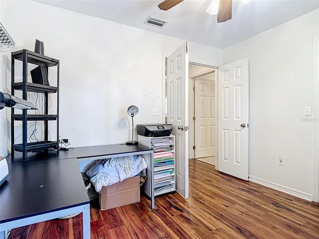 3rd bedroom, craft room & walk in closet