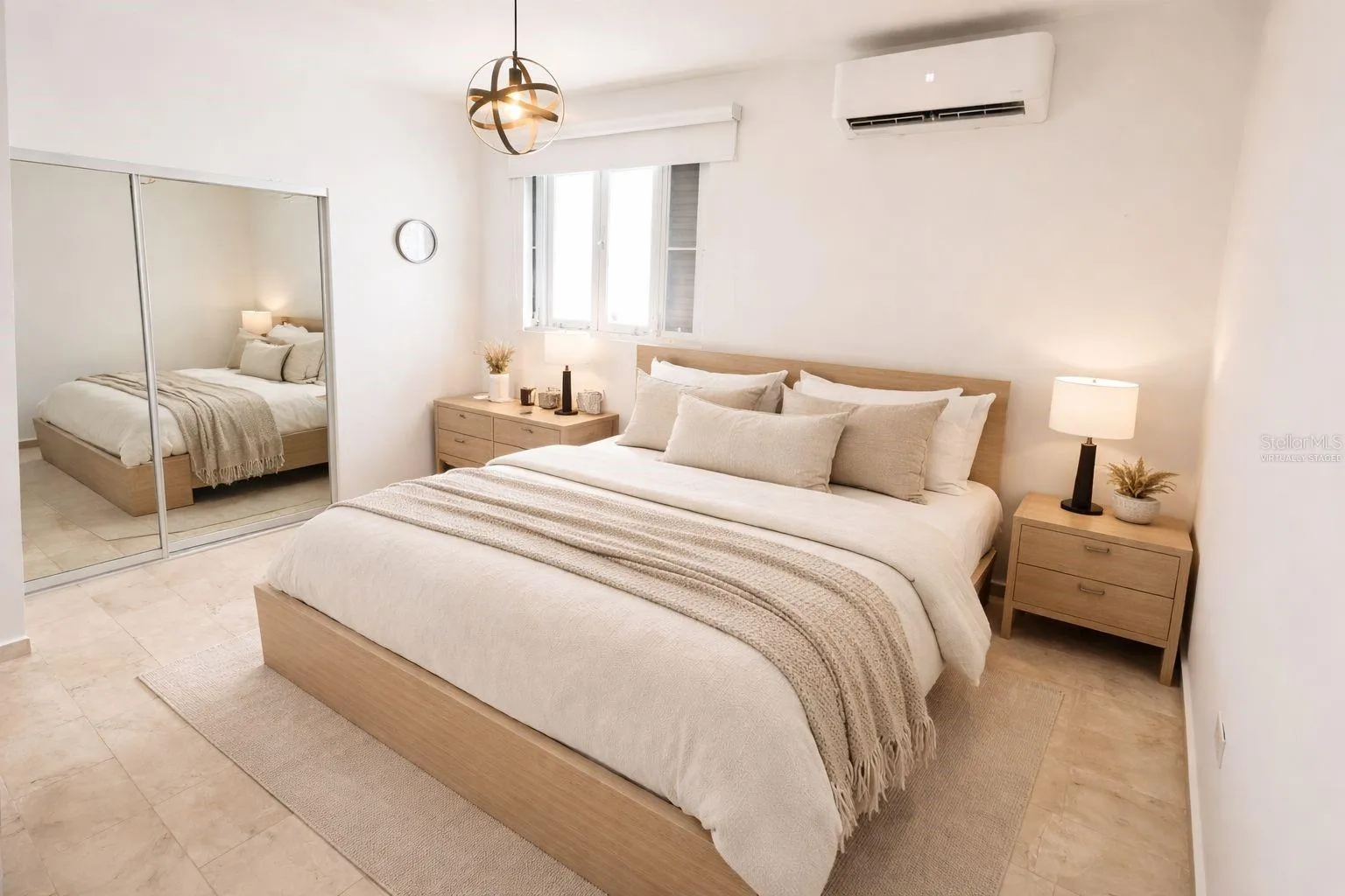 room virtually staged