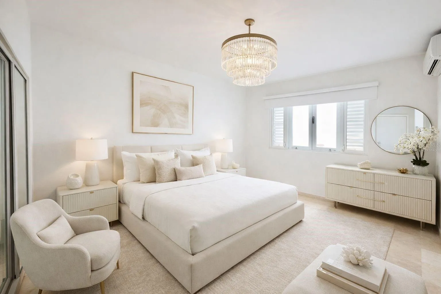 room virtually staged