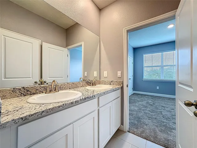 Jack & Jill Bathroom Between Bedrooms 2 & 3