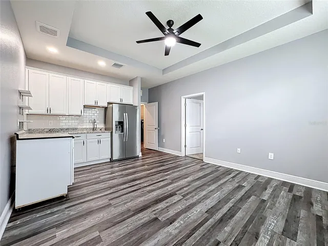 In-Law Suite / Bonus Area with Kitchenette, 1 Bedroom, and 1 Bathroom