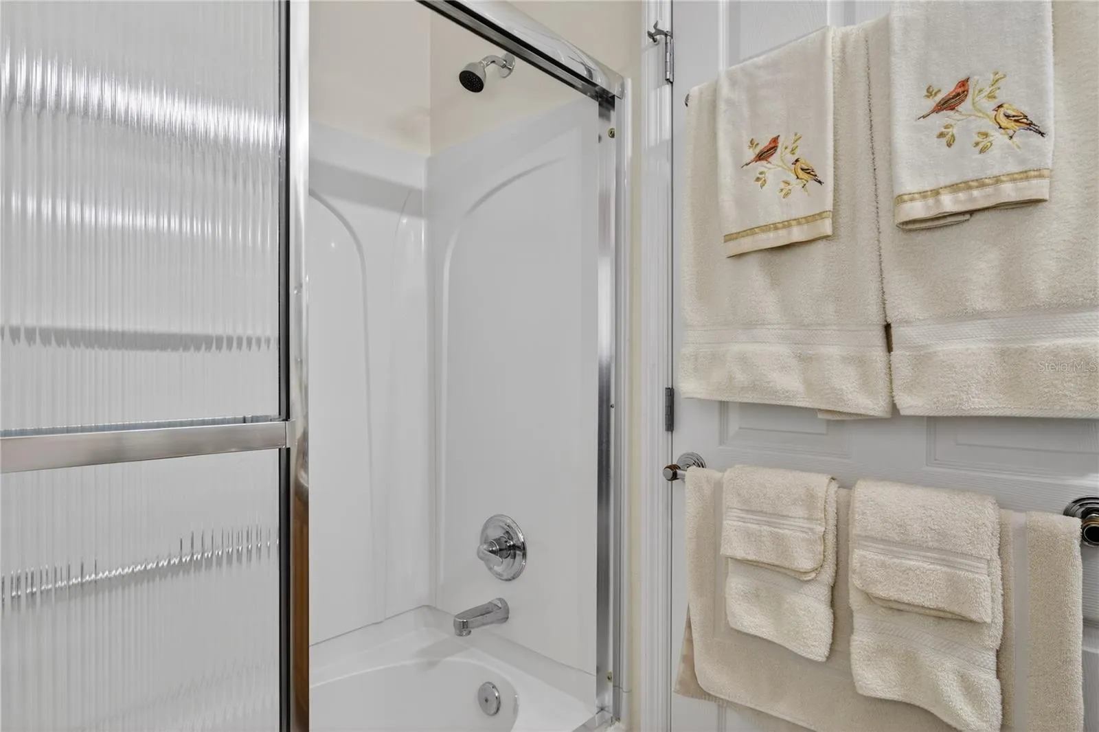 SECOND BATHROOM SHOWER