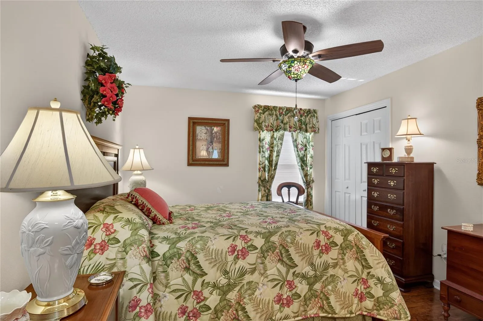 The third bedroom offers a tranquil and inviting space, perfect for providing guests with a comfortable and relaxing retreat during their stay.