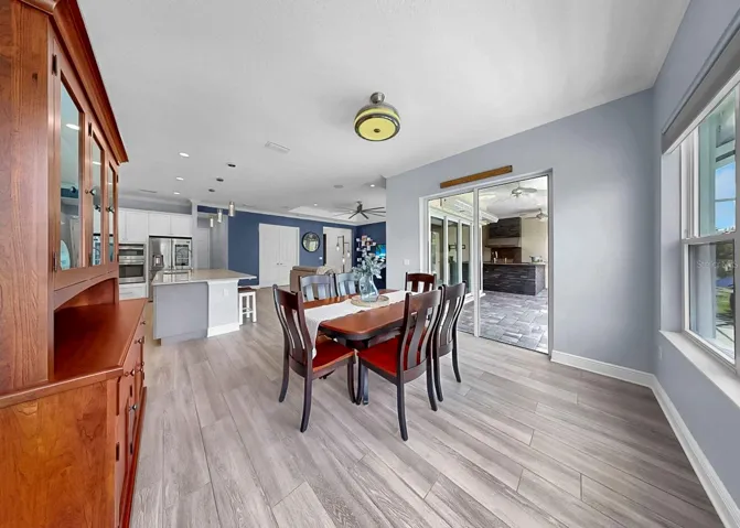 Eat in Kitchen