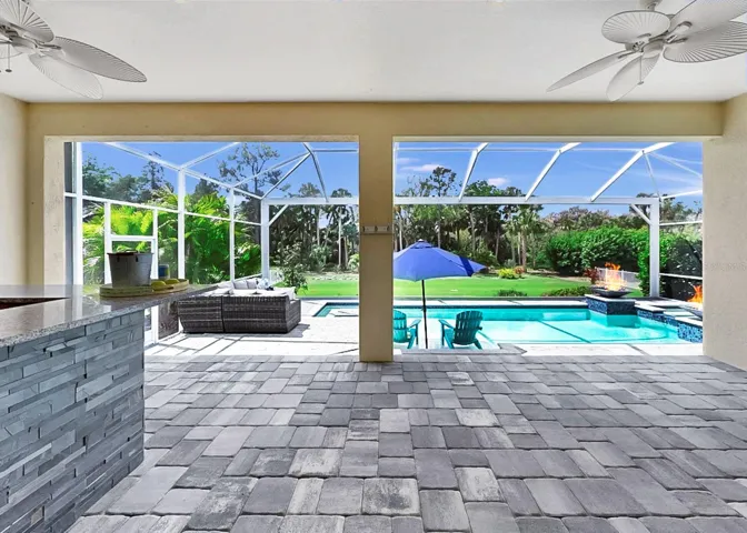 Lanai/Pool