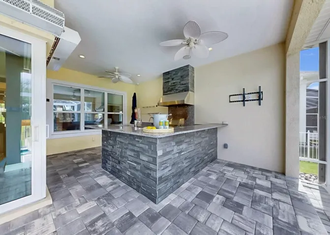 Outdoor Kitchen