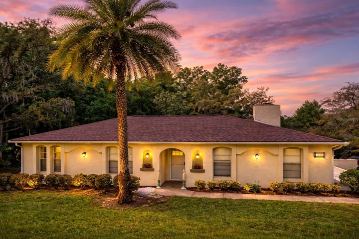 1220 Country Club - Breathtaking