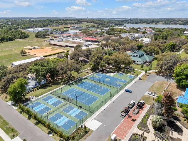 Pickle Ball & Tennis Courts