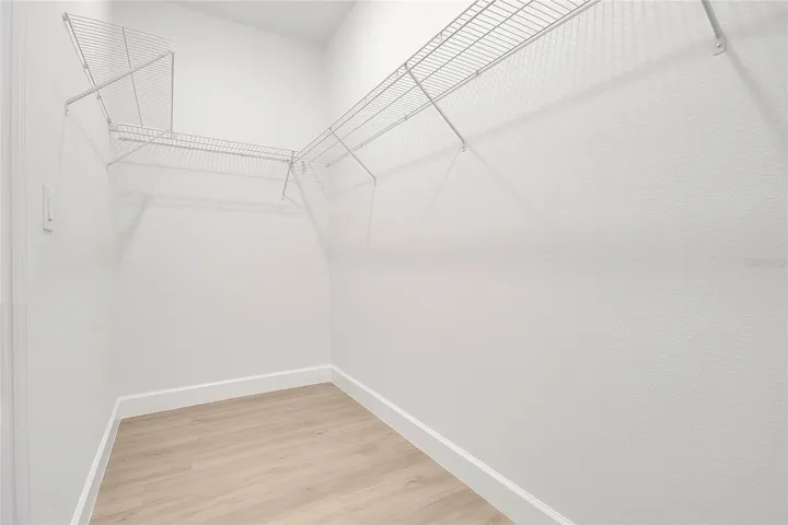 Walk-in Closet