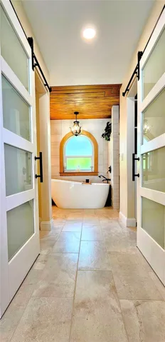 Entry to Owners Bathroom