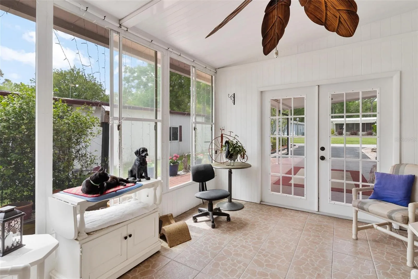 Side porch