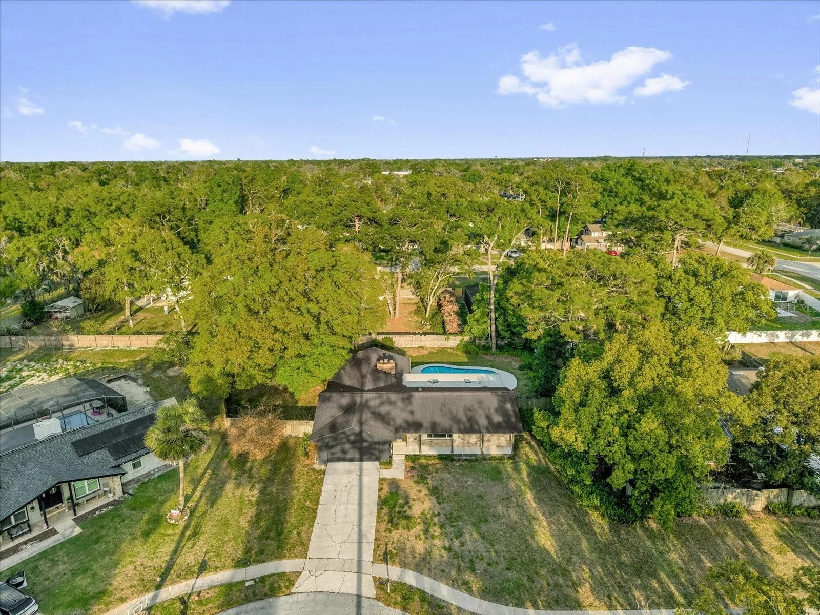 Front of home from cul de sac. Aerial.