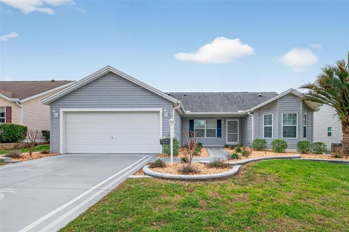 BOND PAID! Don’t miss this BEAUTIFULLY maintained Banyan Designer model (also known as the Bougainvillea) located in the desirable Village of Woodbury.