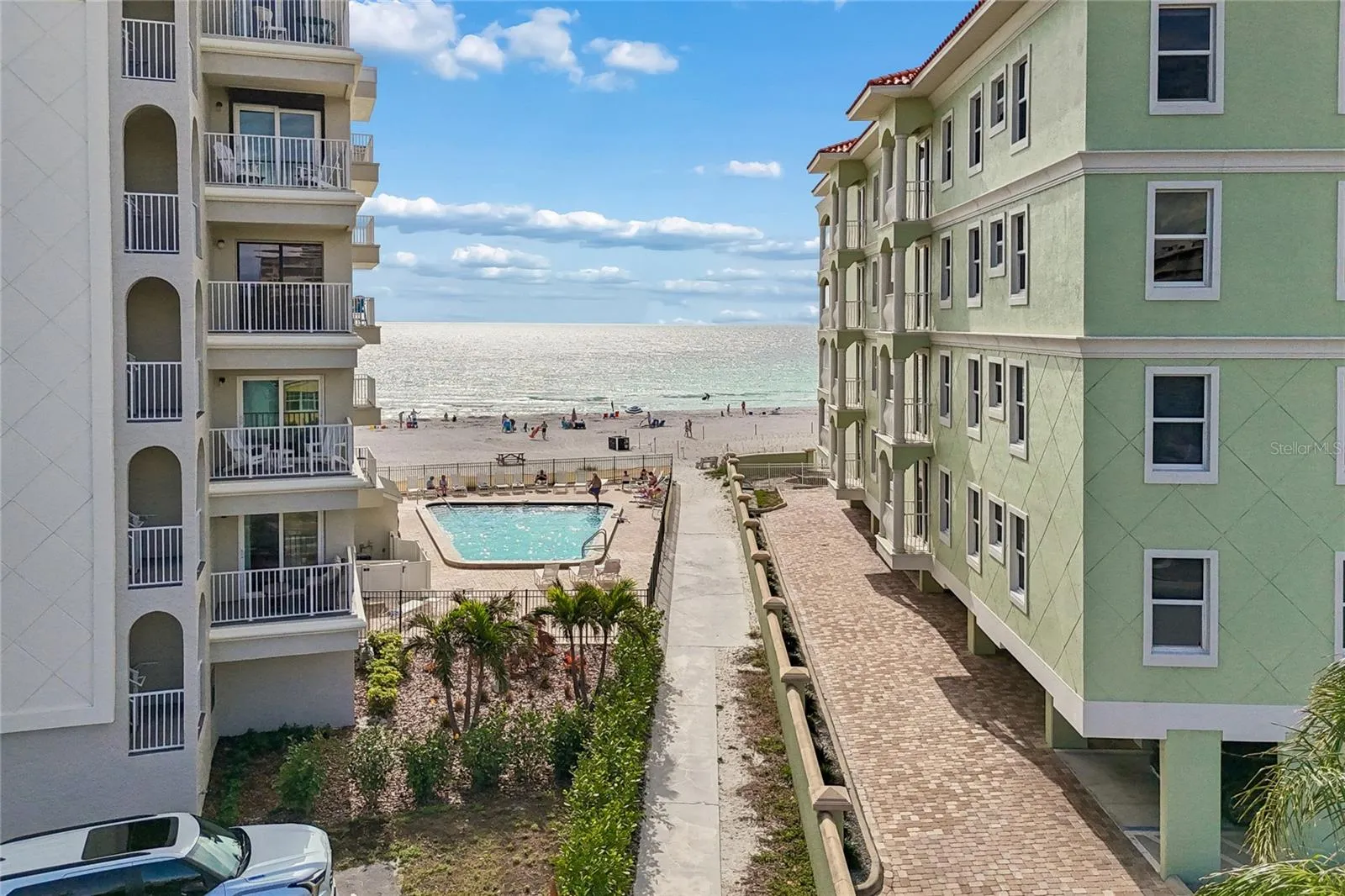 Walkway to beach