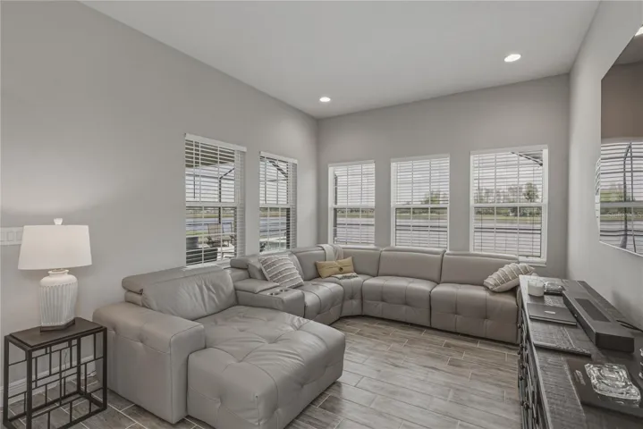 Workout/bonus/potential 4th bedroom