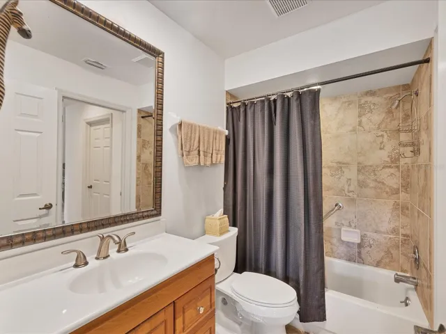 2nd Bathroom