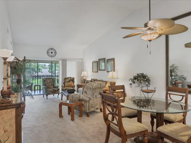 Dining room - Living room