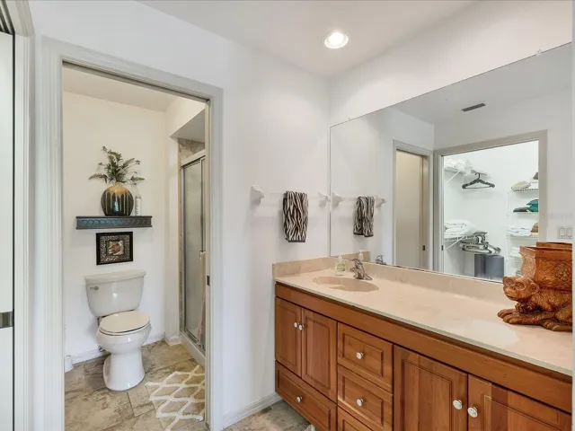 Primary ensuite Bathroom