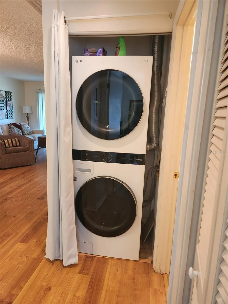 Full size Washer &amp; Dryer