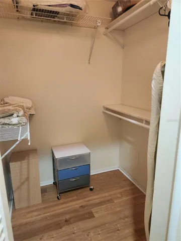 Walk-in Closet