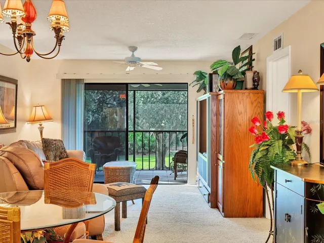 Sliders to Screened Lanai